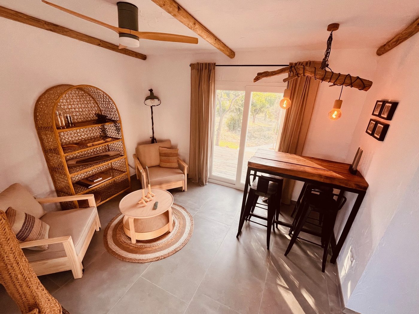 The W Studio living area at Finca W